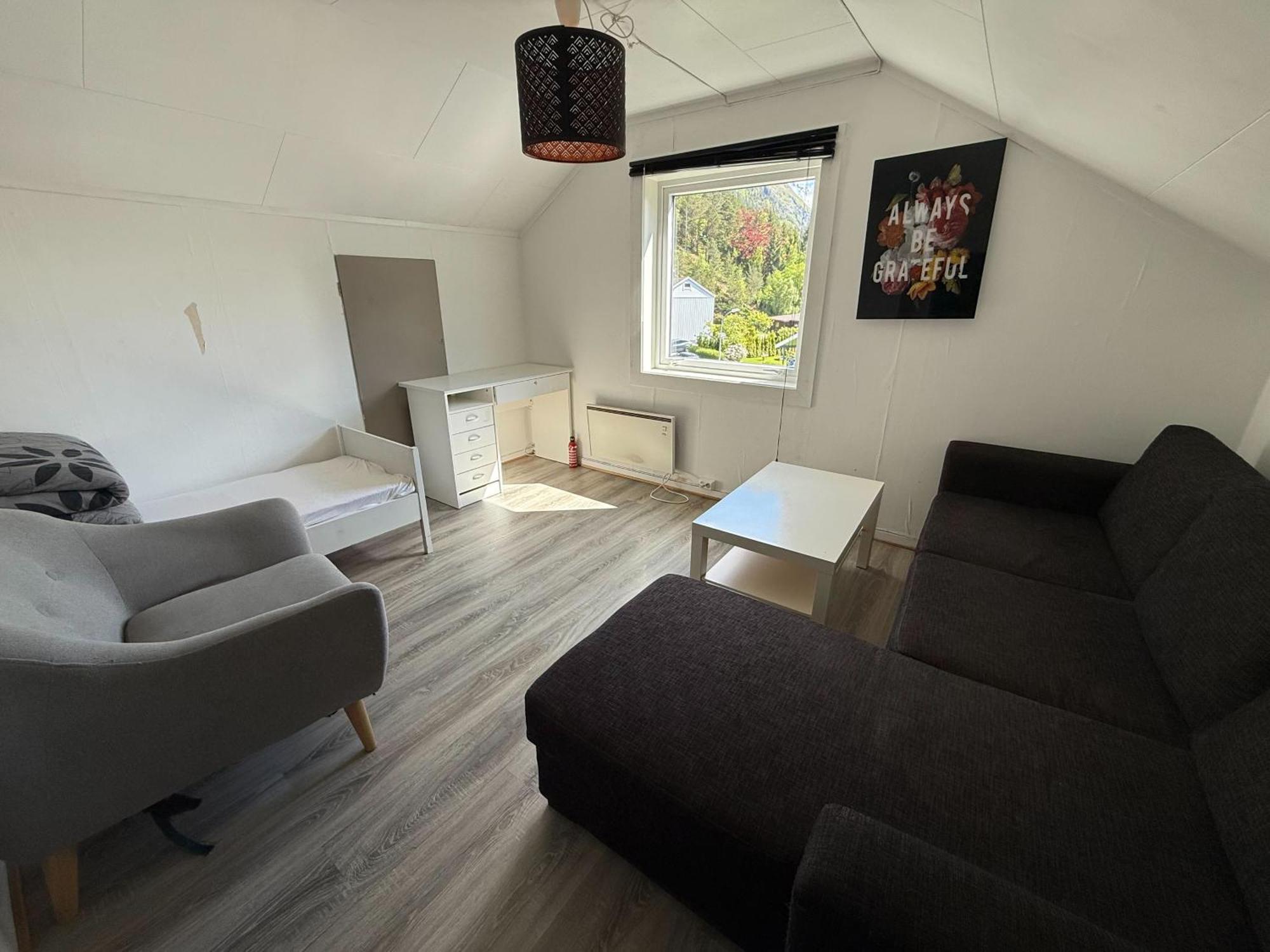 Andalsnes Apartments - Loft With Private Bathroom Eksteriør bilde